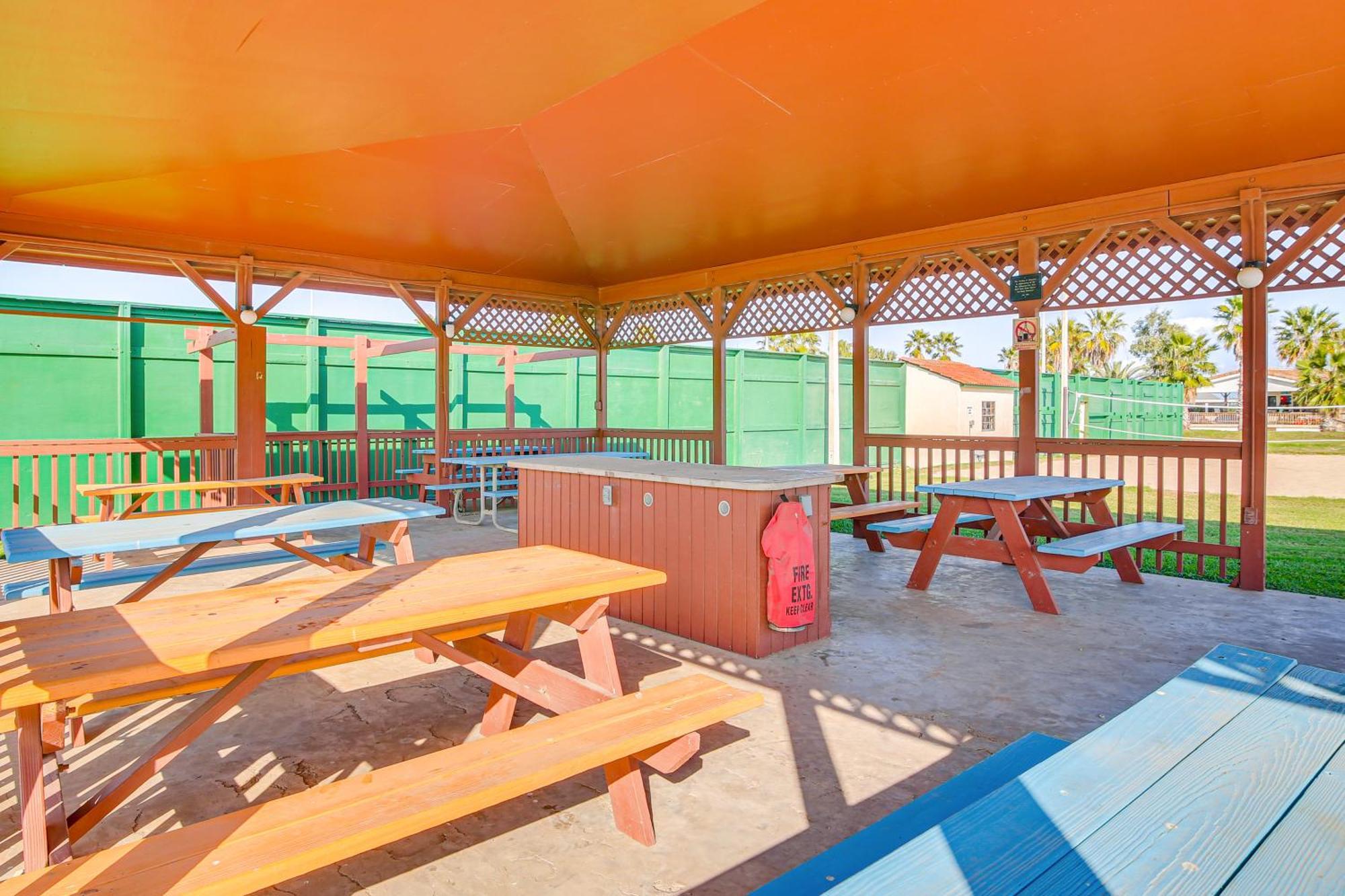 Cozy Waterfront Port Isabel Cottage With Deck! מראה חיצוני תמונה